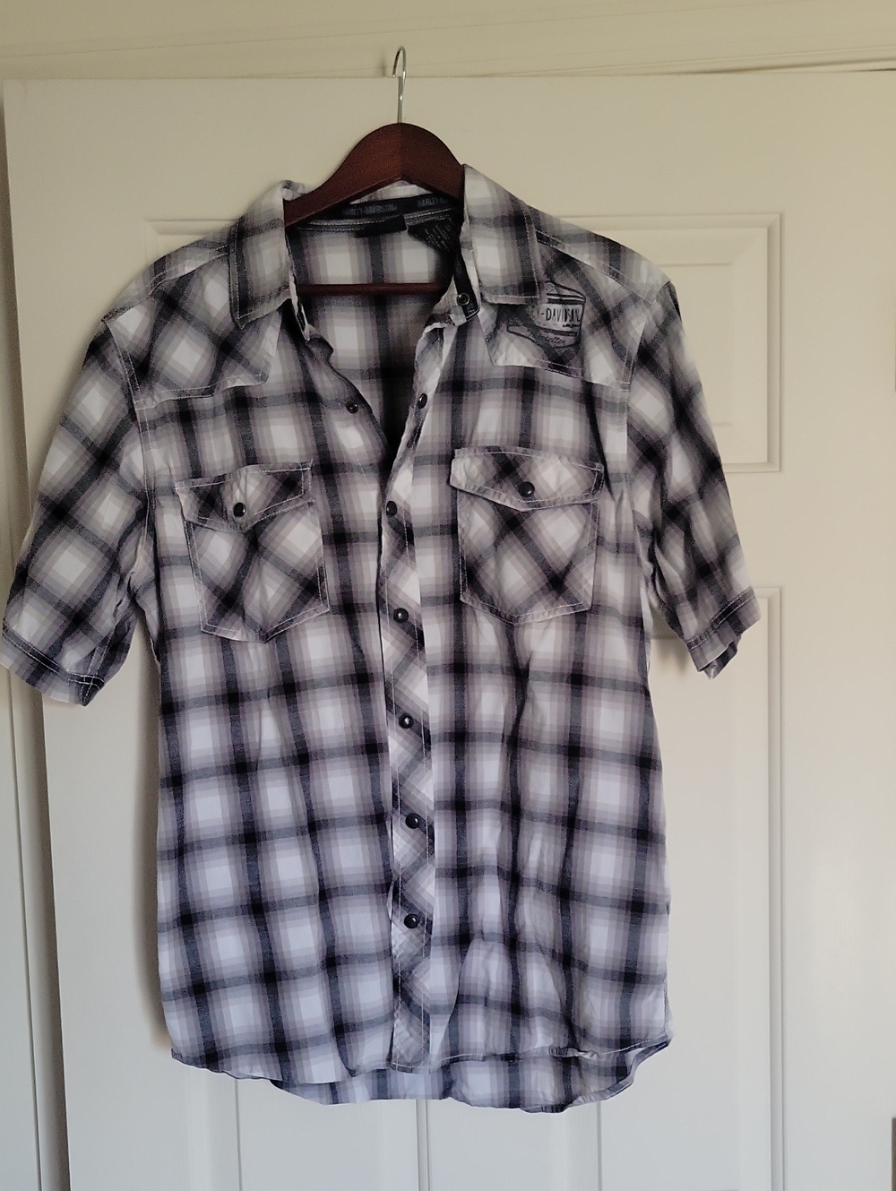 Harley-Davidson Black & White Plaid Short-Sleeve Button-Down Shirt